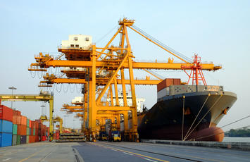 Inspección y supervisión de carga_supervisión de descarga_inspección de aduana_comercio internacional_ISO_ASTM_estándares medioambientales_ISO seguridad y salud_valores éticos_comercio México